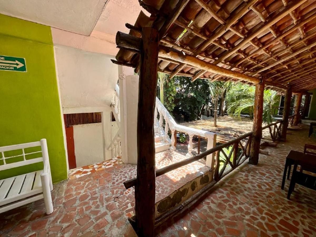 Hostal Mx 5Th Avenue Playa del Carmen Bagian luar foto