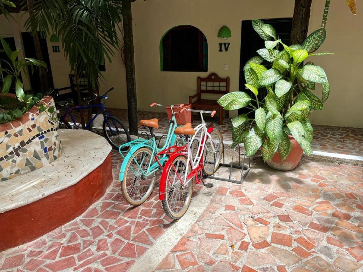 Hostal Mx 5Th Avenue Playa del Carmen Bagian luar foto